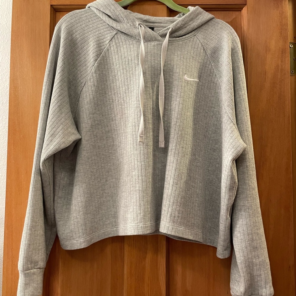 Nike Pullover Hooded Sweatshirt